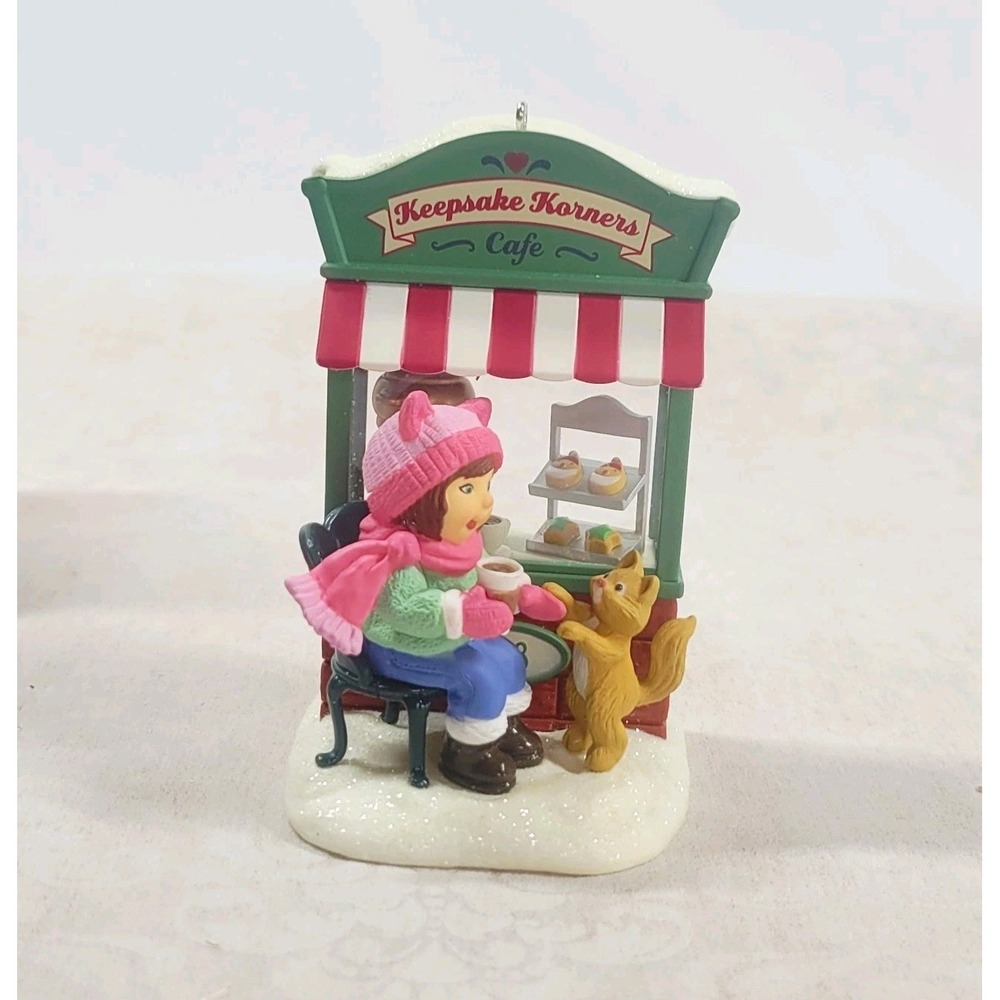Hallmark Keepsake Korners Cafe Christmas Window 2018 Ornament